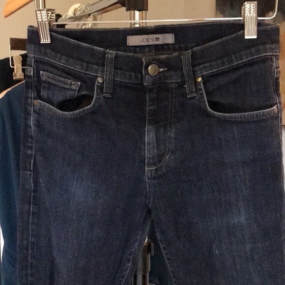Joe’s jeans preowned in good condition. In dark blue color SZ 30 - Picture 5 of 10